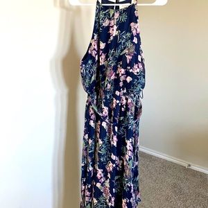 In pristine condition. Worn once in a party. Looks brand new